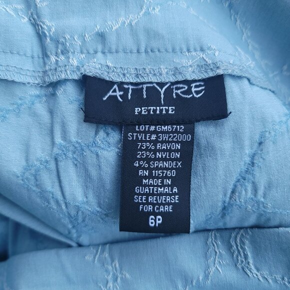 Attyre Petite Ladies Embroidered Tennis-Golf Skort. Size 6P - Picture 4 of 5